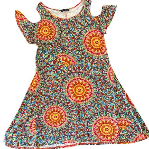 🔥 4 for $20 DEAL 🔥 Boho Mandala Cold Shoulder Dress (M) - Picture 2 of 9